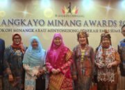 Rangkayo Minang Award 2025, Pimpinan Diniyyah Puteri Jadi Tokoh Inspiratif Wanita