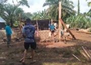 Satgas TMMD 125 Kodim 0310/SS Kebut Rehabilitasi Rumah Warga Kurang Mampu di Muaro Momong